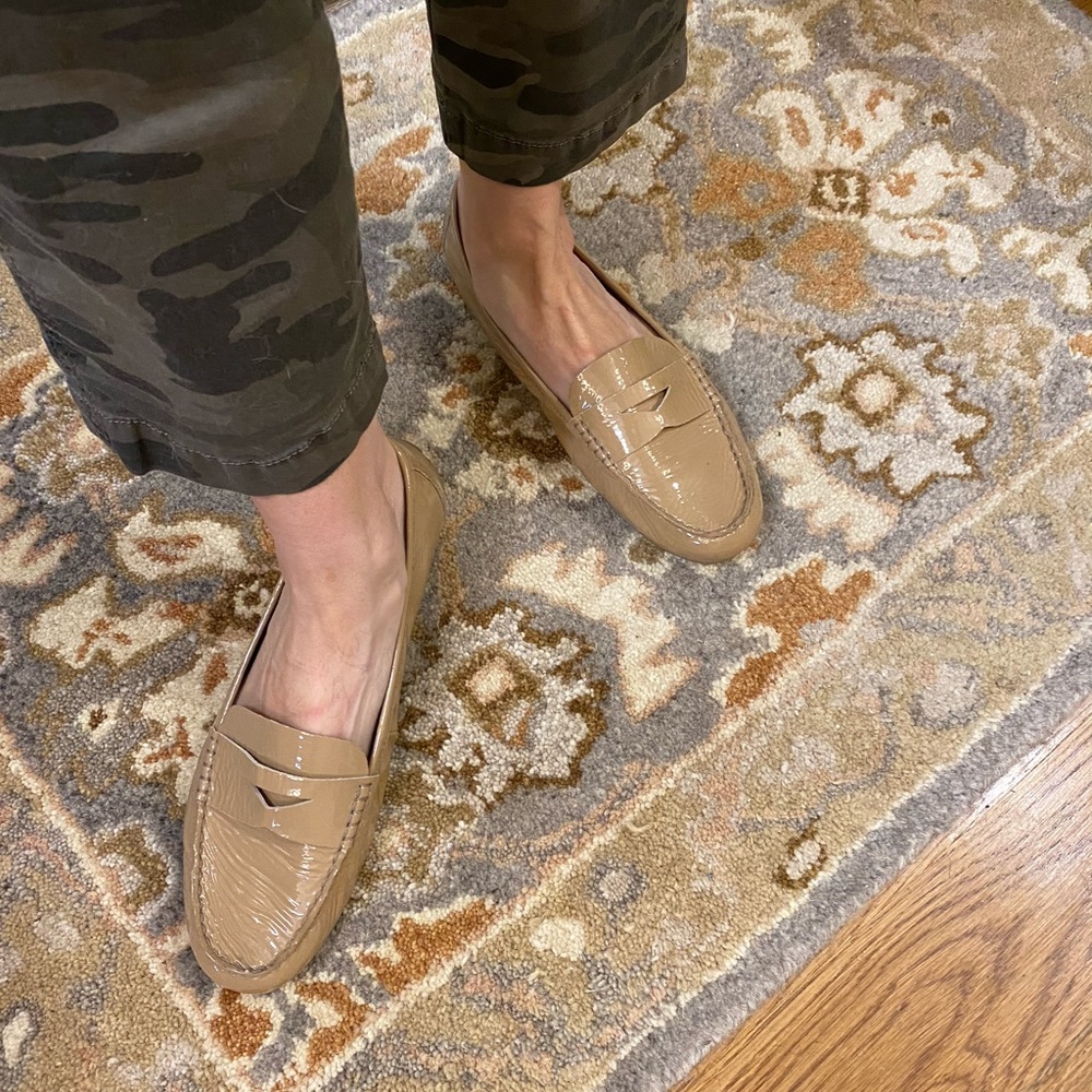 Born patent leather shoes. Women’s 9 1/2